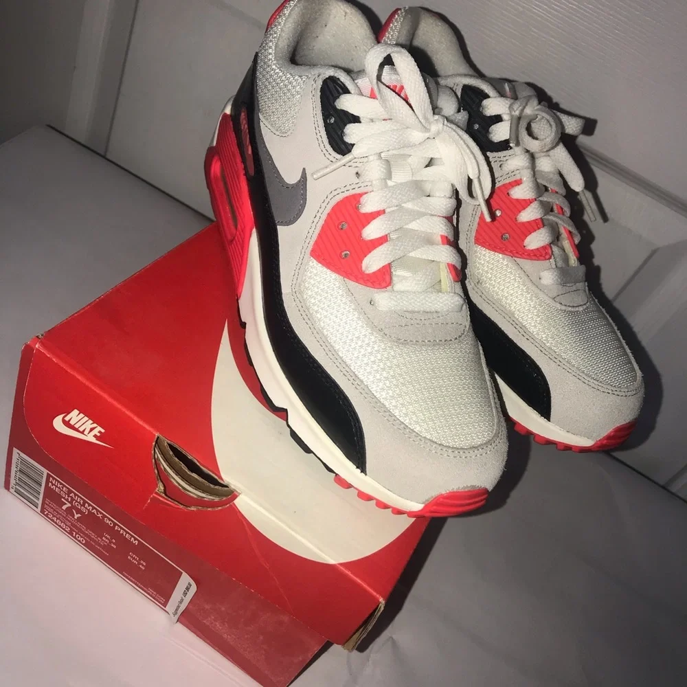 GS Nike Air Max 90